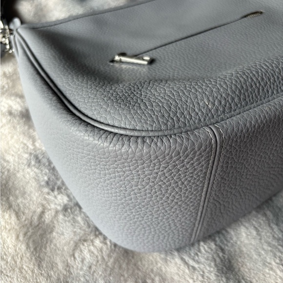 NWOT-Coach Cary Gray Pebbled Leather Handbag - Picture 3 of 16